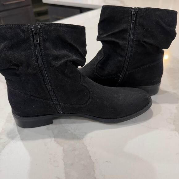Style & Co Suede Low Calf Boots Black Womens 7.5 Ankle Booties Casual Minimalist - Picture 5 of 9